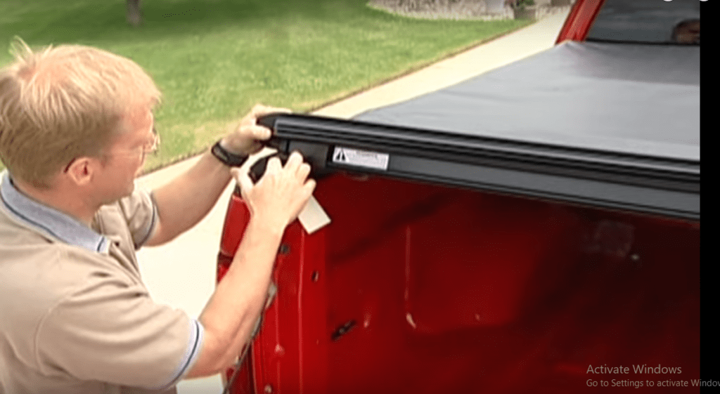 how to install tonneau cover